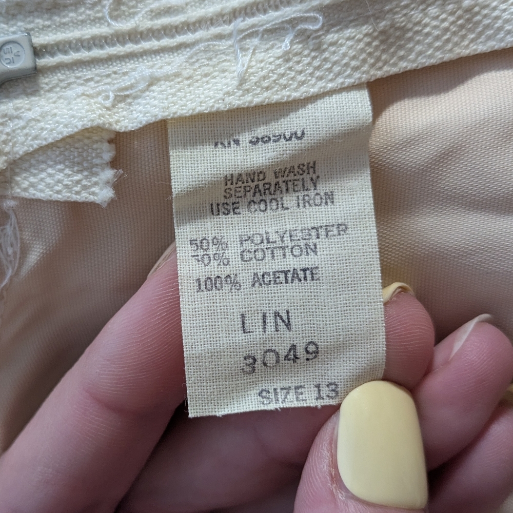 Vintage Cream Maxi Dress - Picture 2 of 8